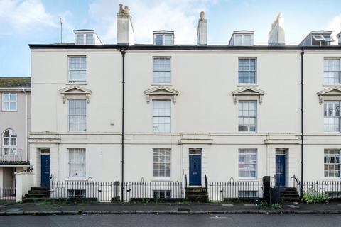 Bernard Street, Southampton... 2 bed maisonette for sale