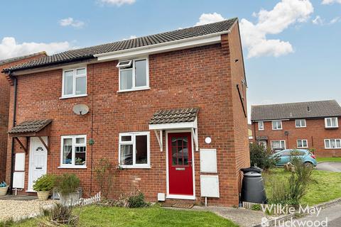 Oakgrove Way, Bridgwater, Somerset TA6 2 bed semi