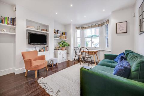 Sumatra Road, West Hampstead 2 bed flat for sale