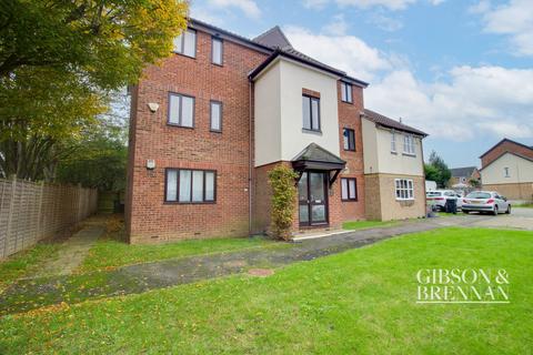 Robinia Close, Basildon, SS15 1 bed flat for sale