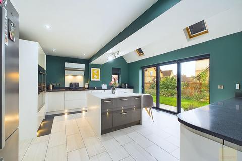 Templeman Drive, Stamford PE9 4 bed detached house for sale