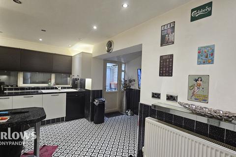 Graig Terrace, Ferndale CF43 2 bed end of terrace house for sale