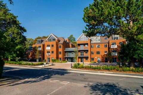 Apartment 7 at Medford House 6