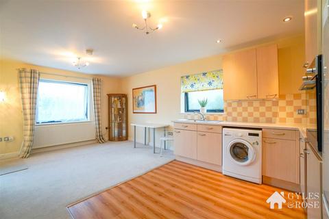 Abberton Grange 2 bed flat for sale