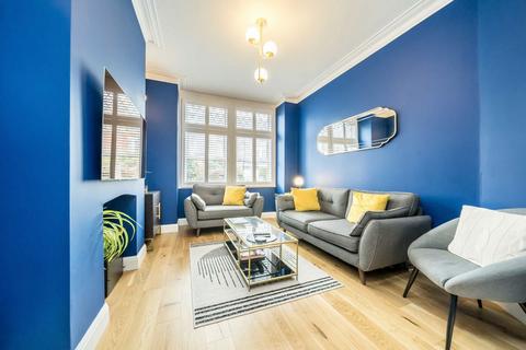 Mitcham Road, London SW17 2 bed terraced house for sale