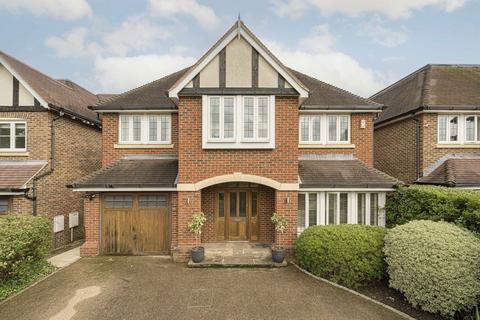 5 bedroom detached house for sale