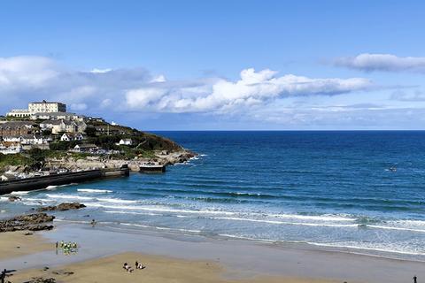 The Crescent, Newquay TR7 2 bed flat for sale