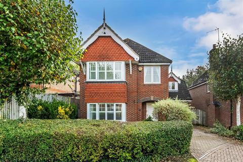 LANGWOOD CLOSE, ASHTEAD, KT21 4 bed detached house for sale