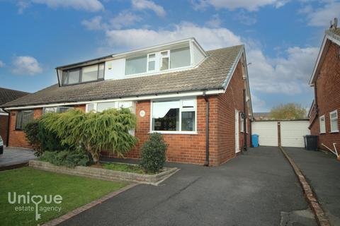 Chatsworth Avenue, Warton PR4 3 bed semi