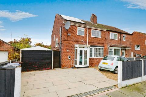 Ashwell Road, Manchester M23 3 bed semi