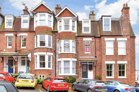 Grove Avenue, Tunbridge Wells, Kent 1 bed apartment for sale
