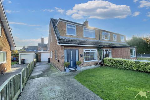 Pennine Gardens, Garstang 3 bed semi