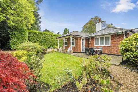 Deerstead House, St Johns GU21 2 bed bungalow for sale