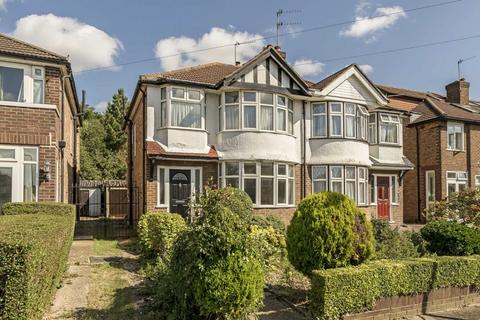 Woodhouse Close, Greenford UB6 3 bed semi