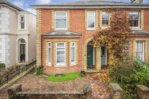 Vale Road, Southborough, Tunbridge Wells 3 bed semi