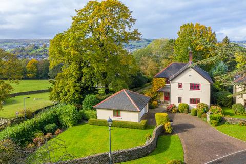 Woodcroft, 1 Broom Close, Kendal... 4 bed detached house for sale