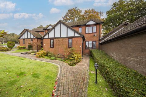 Woodland Mews, Woodland Way, Heathfield 2 bed end of terrace house for sale