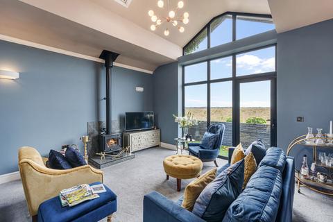 Shepherds Lane, Ormskirk L39 6 bed barn conversion for sale