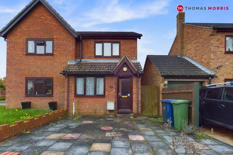 Humberdale Way, Huntingdon PE28 2 bed semi