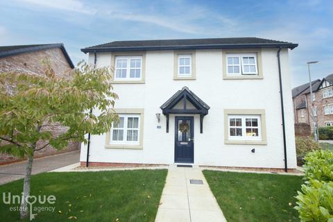 Old Tarnbrick Way, Kirkham PR4 3 bed detached house for sale