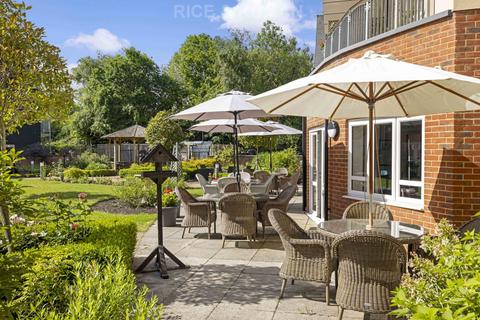 Redfields Lane, Fleet GU52 1 bed retirement property for sale