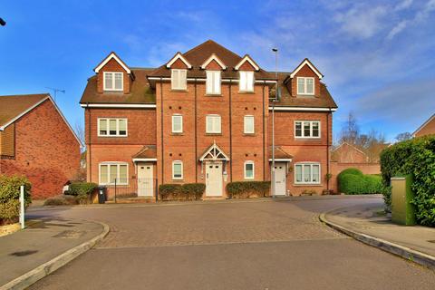 Wokingham RG40 1 bed apartment for sale