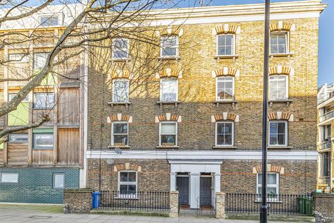 St. Georges Road, Elephant & Castle 2 bed flat for sale