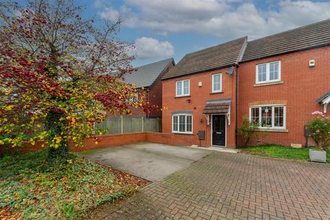 Woodhouse Gardens, Ruddington... 3 bed semi