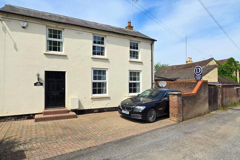 The Folly, Newbury RG14 4 bed detached house for sale