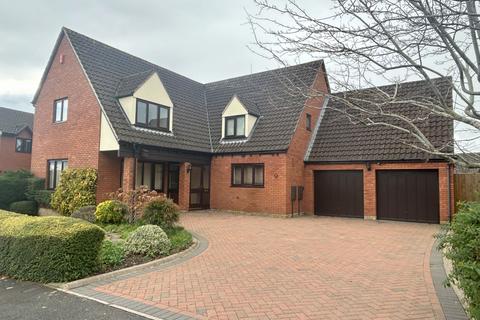 Tewkesbury GL20 4 bed detached house for sale