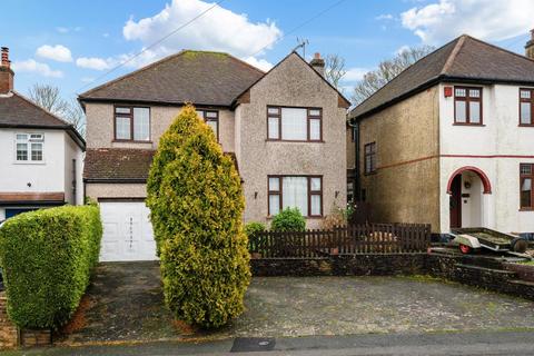 Ashurst Road, Tadworth KT20 4 bed detached house for sale