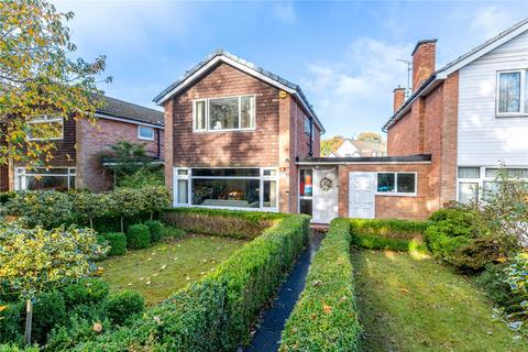 Shadwell Lane, Leeds, West Yorkshire 3 bed link detached house for sale