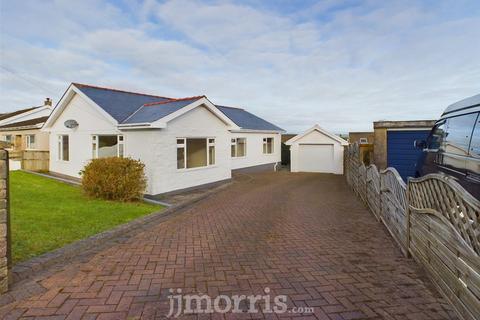 Douglas James Way, Haverfordwest 3 bed detached bungalow for sale