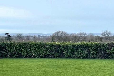 Common Lane, Titchfield PO14 4 bed detached bungalow for sale