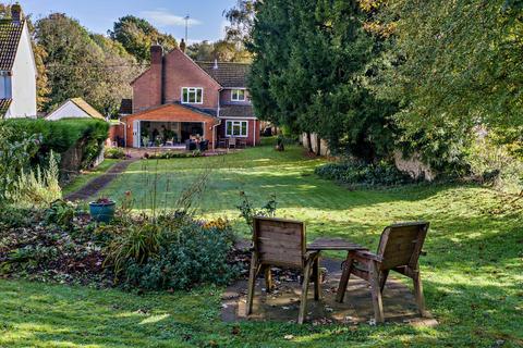 Newton Toney, Salisbury, Wiltshire 4 bed detached house for sale