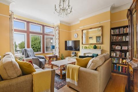 Greenhill Park, London, NW10 4 bed duplex for sale