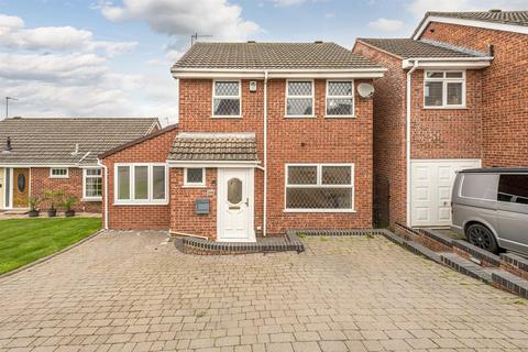 Gayfield Avenue, Brierley Hill, DY5 3JE 4 bed detached house for sale