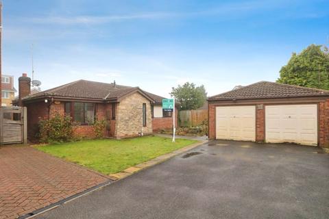 Oaklands Drive, Hull 3 bed detached bungalow for sale