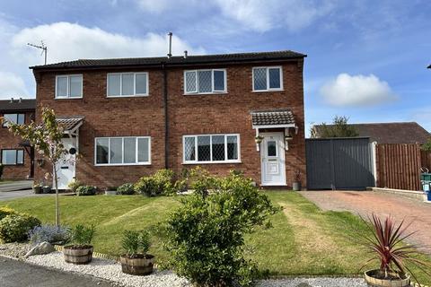 Bryn Cadno, Upper Colwyn Bay 3 bed semi