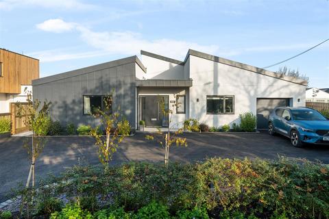 Hilltop Cottages, Brixton, Plymouth 4 bed bungalow for sale