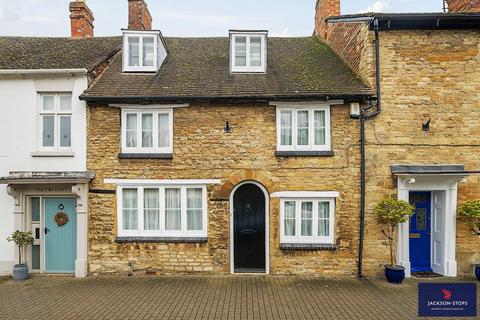 High Street, Olney, MK46 4 bed terraced house for sale