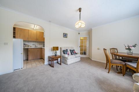 Forge Close, Hayes, Kent, BR2 1 bed flat for sale