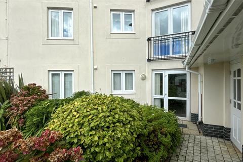 Trafalgar Court, Penzance TR18 1 bed apartment for sale