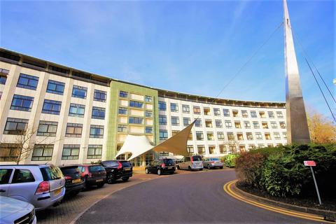 Britannic Park, Yew Tree Road... 2 bed flat for sale