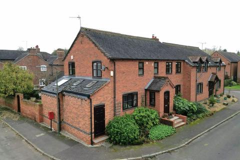 Mere Beck, Ambaston, Derby 4 bed house for sale