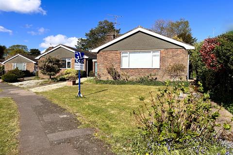 Hawthorn Way, Storrington, West... 2 bed detached bungalow for sale