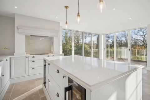 Burnham Avenue, Beaconsfield HP9 5 bed detached house for sale