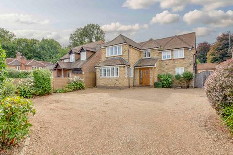 Church Road, High Wycombe HP10 4 bed detached house for sale