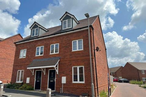 Bluebell Crescent, Wimborne BH21 3 bed semi