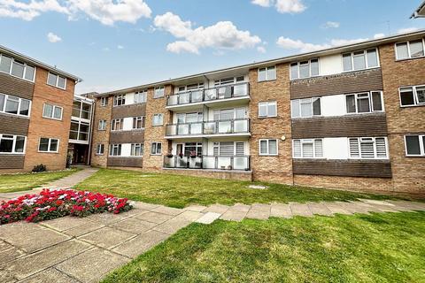 Westbrook, Lustrells Vale, Saltdean... 2 bed flat for sale
